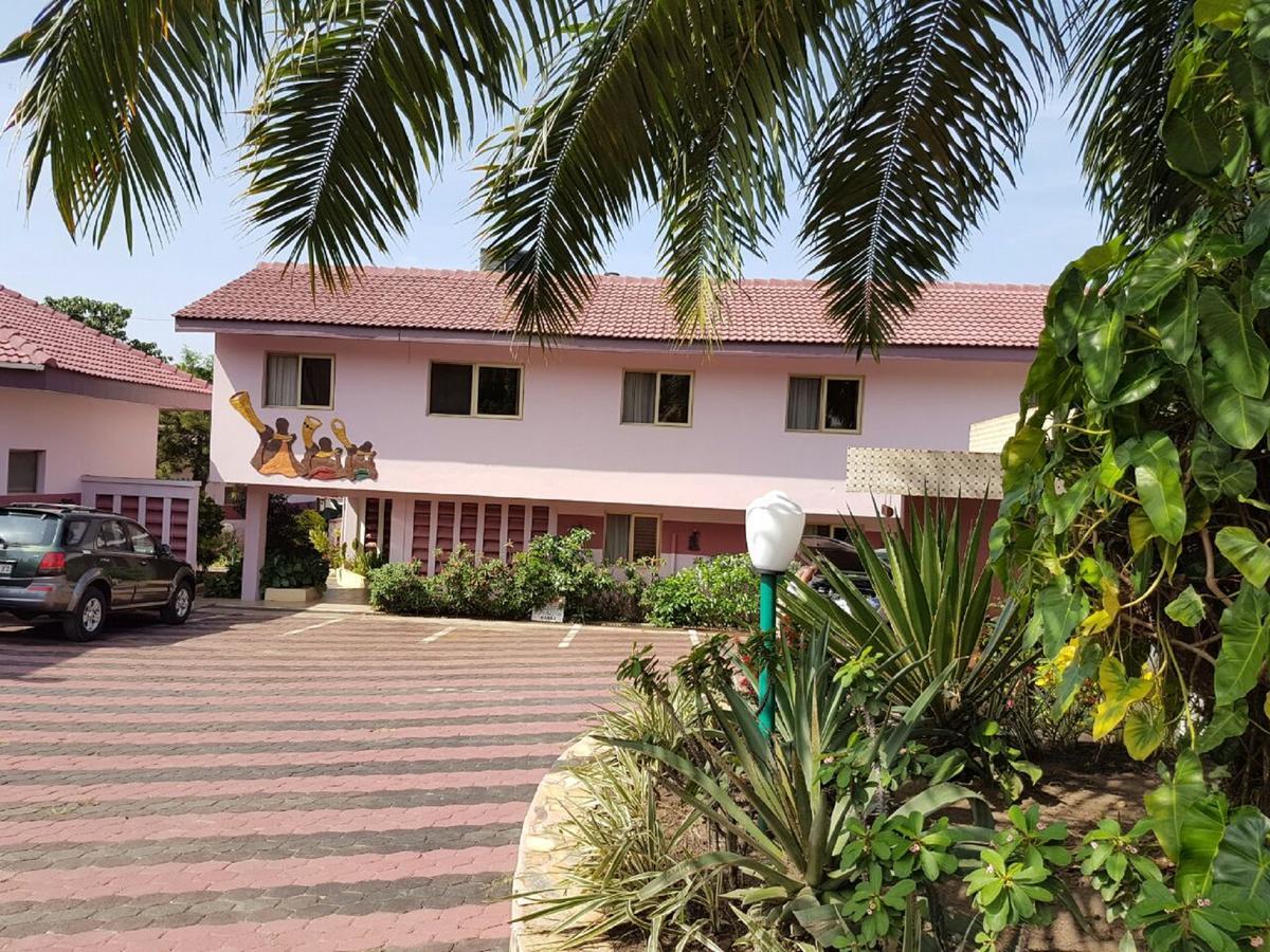 Royal Basin Resort 쿠마시 외부 사진